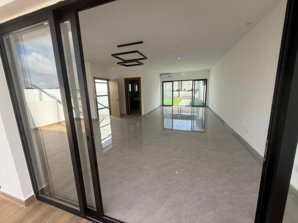 VILLA TRIPLEX image 2